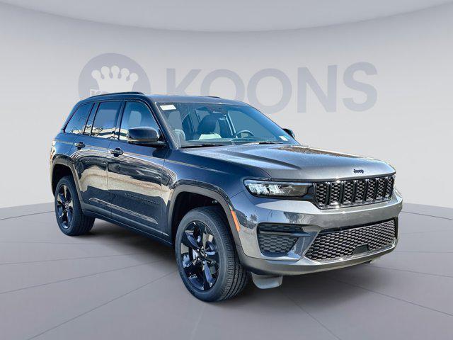 new 2025 Jeep Grand Cherokee car, priced at $40,309