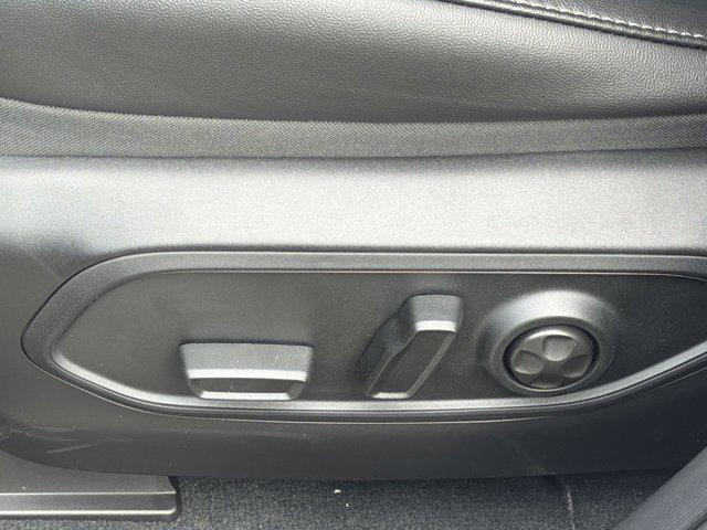 new 2025 Jeep Grand Cherokee L car, priced at $39,446