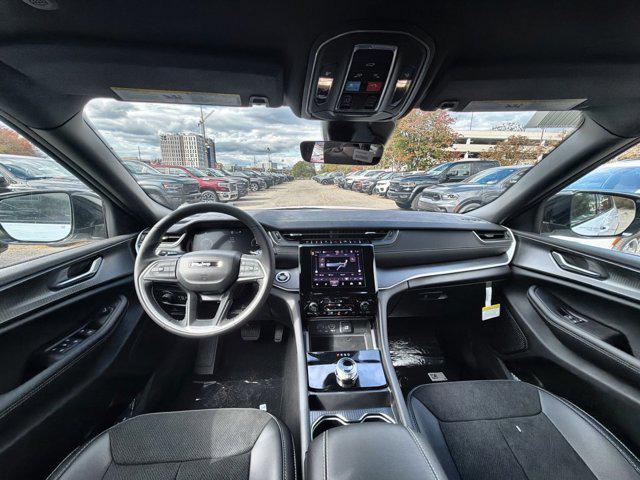 new 2025 Jeep Grand Cherokee L car, priced at $39,446