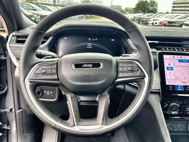 new 2025 Jeep Grand Cherokee car, priced at $43,552