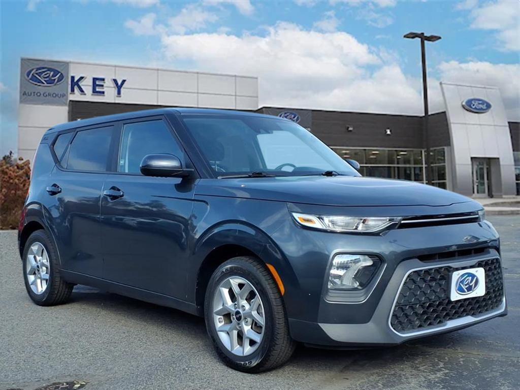 used 2022 Kia Soul car, priced at $12,509