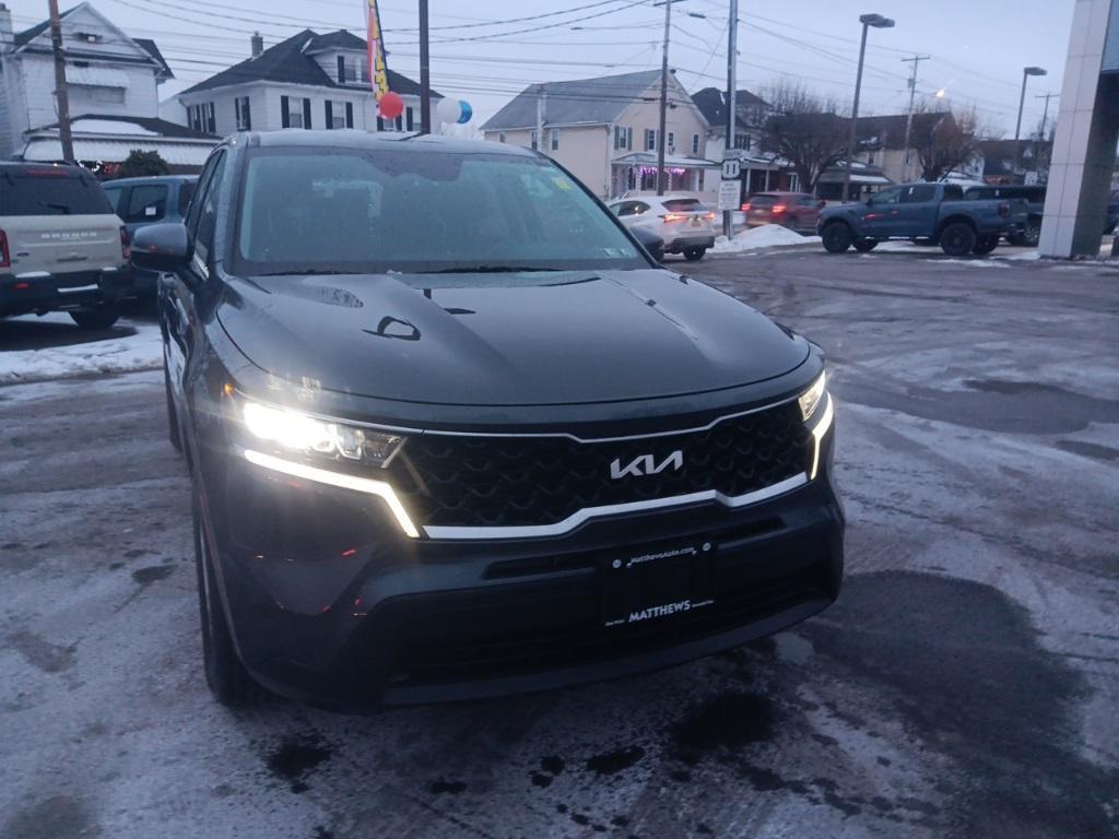 used 2022 Kia Sorento car, priced at $21,749