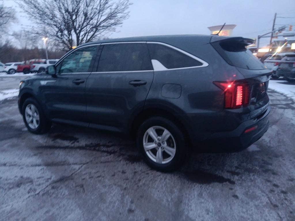 used 2022 Kia Sorento car, priced at $21,749