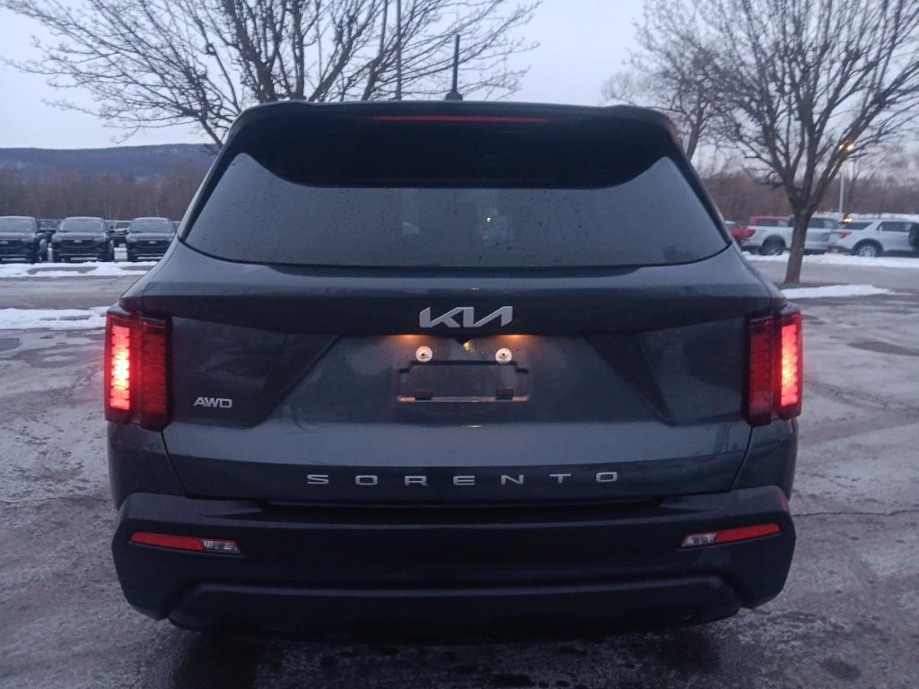 used 2022 Kia Sorento car, priced at $21,749