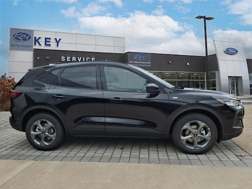 new 2026 Ford Escape car, priced at $31,385