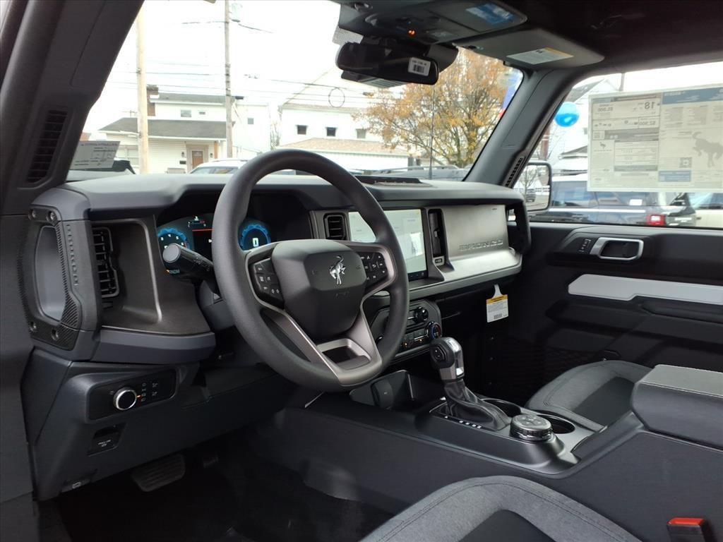 new 2025 Ford Bronco car, priced at $45,940