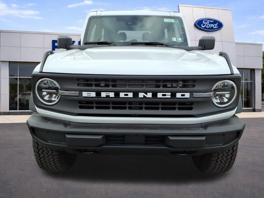new 2025 Ford Bronco car, priced at $45,940