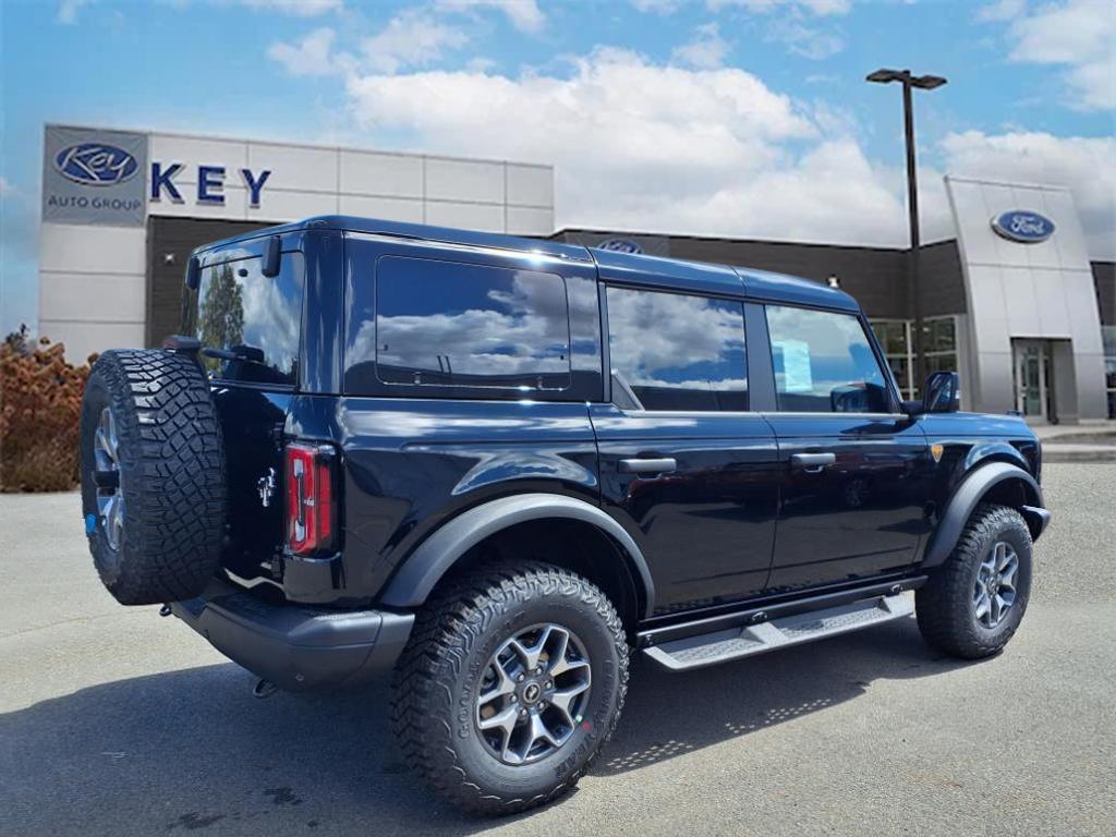 new 2025 Ford Bronco car, priced at $60,425