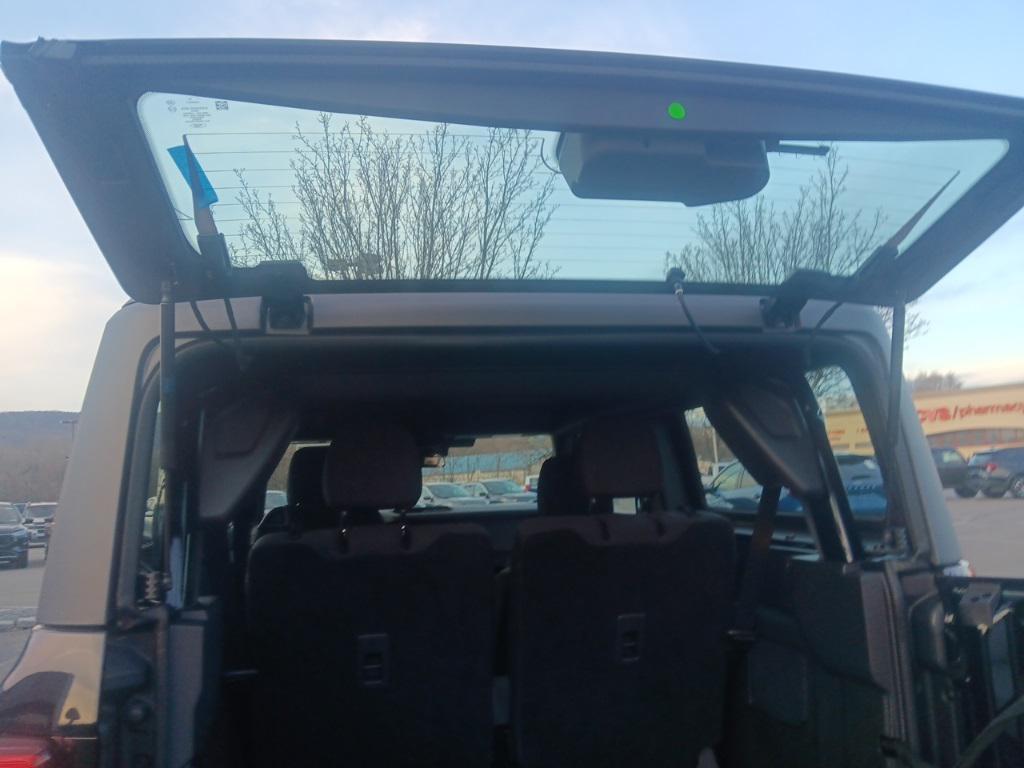 new 2025 Ford Bronco car, priced at $37,475