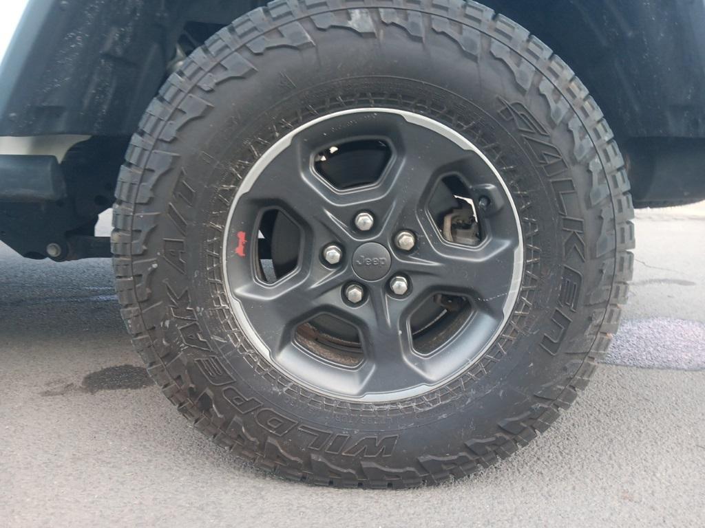 used 2020 Jeep Gladiator car, priced at $27,312