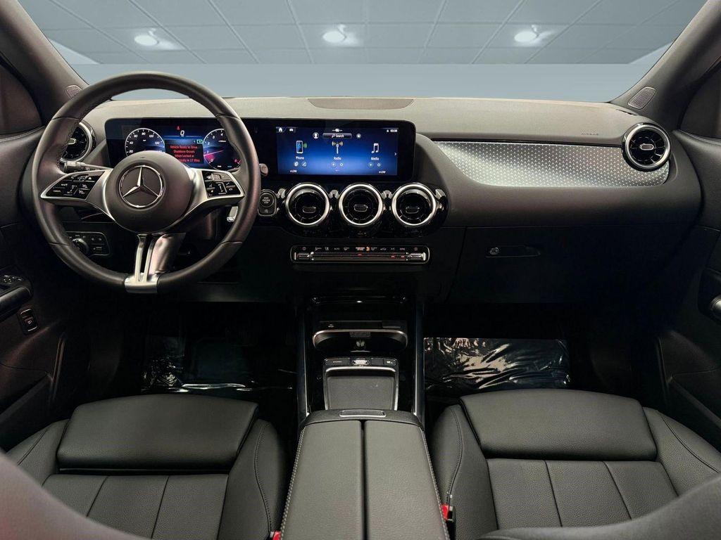 used 2025 Mercedes-Benz GLA 250 car, priced at $35,584