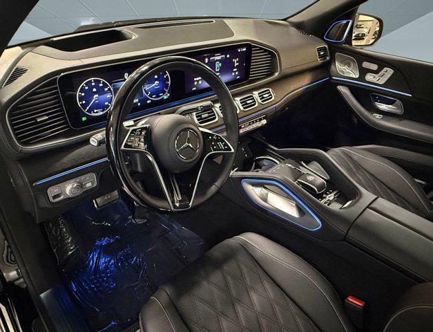 new 2026 Mercedes-Benz Maybach GLS 600 car, priced at $209,250