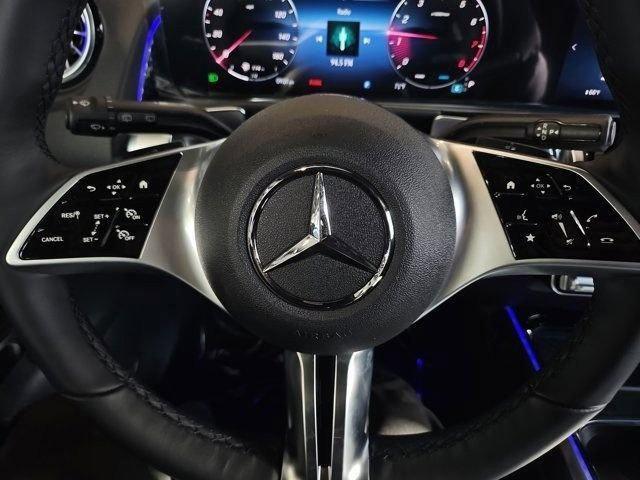 new 2025 Mercedes-Benz GLB 250 car, priced at $50,110