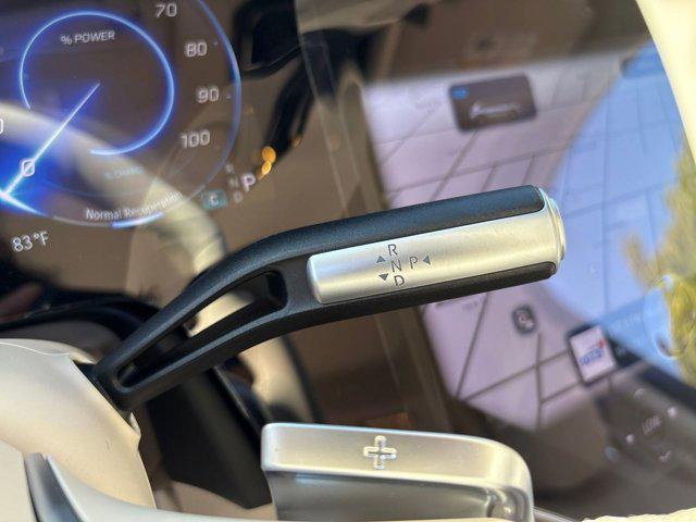 new 2026 Mercedes-Benz EQS 400 car, priced at $92,655