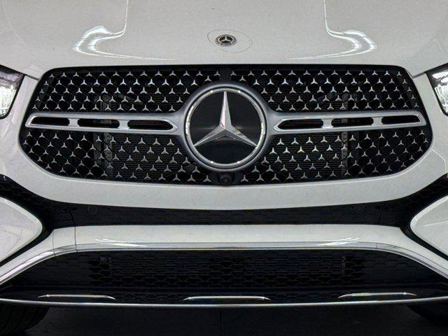 new 2026 Mercedes-Benz GLE 450 car, priced at $76,300