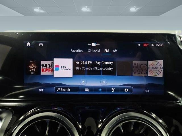 new 2025 Mercedes-Benz GLB 250 car, priced at $51,610