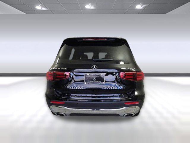 new 2025 Mercedes-Benz GLB 250 car, priced at $51,610