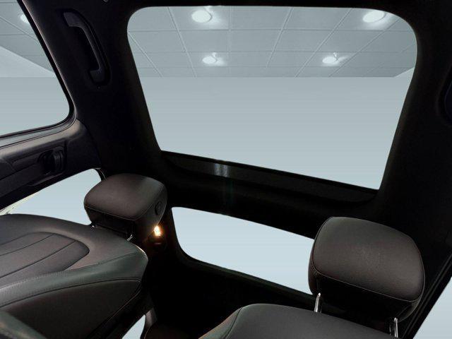 used 2023 Mercedes-Benz GLB 250 car, priced at $29,999