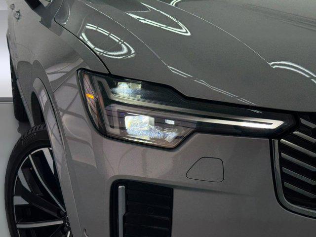 used 2025 Volvo XC90 car, priced at $47,999