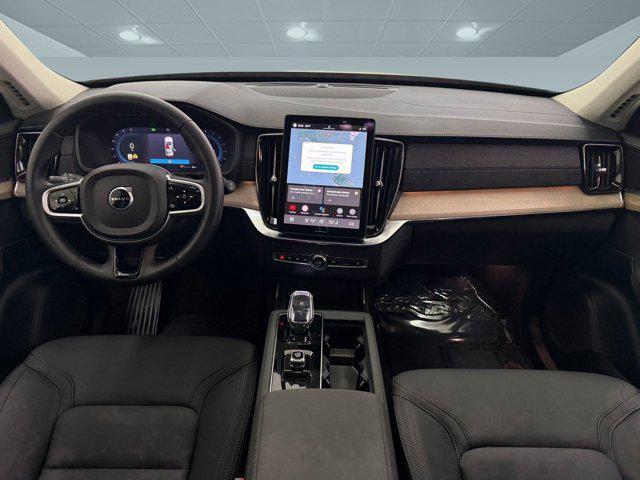 used 2025 Volvo XC90 car, priced at $47,999