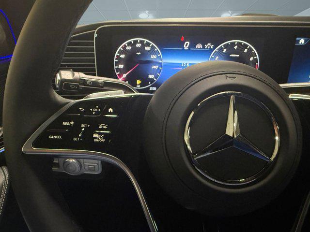 new 2026 Mercedes-Benz Maybach GLS 600 car, priced at $189,405