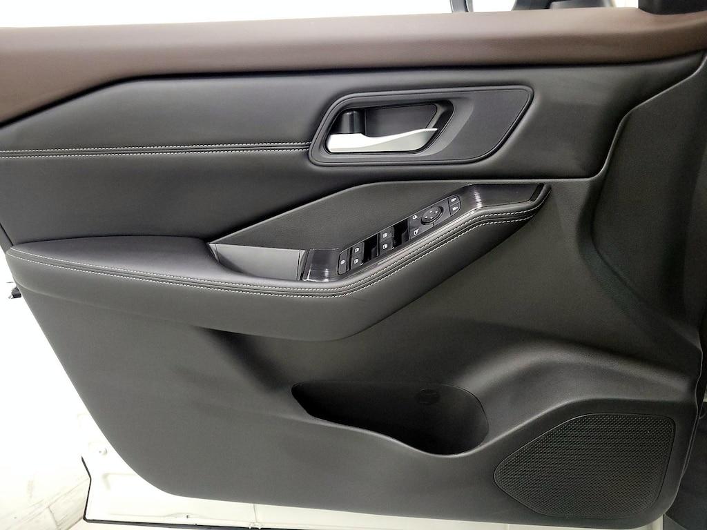 used 2023 Nissan Rogue car, priced at $24,998