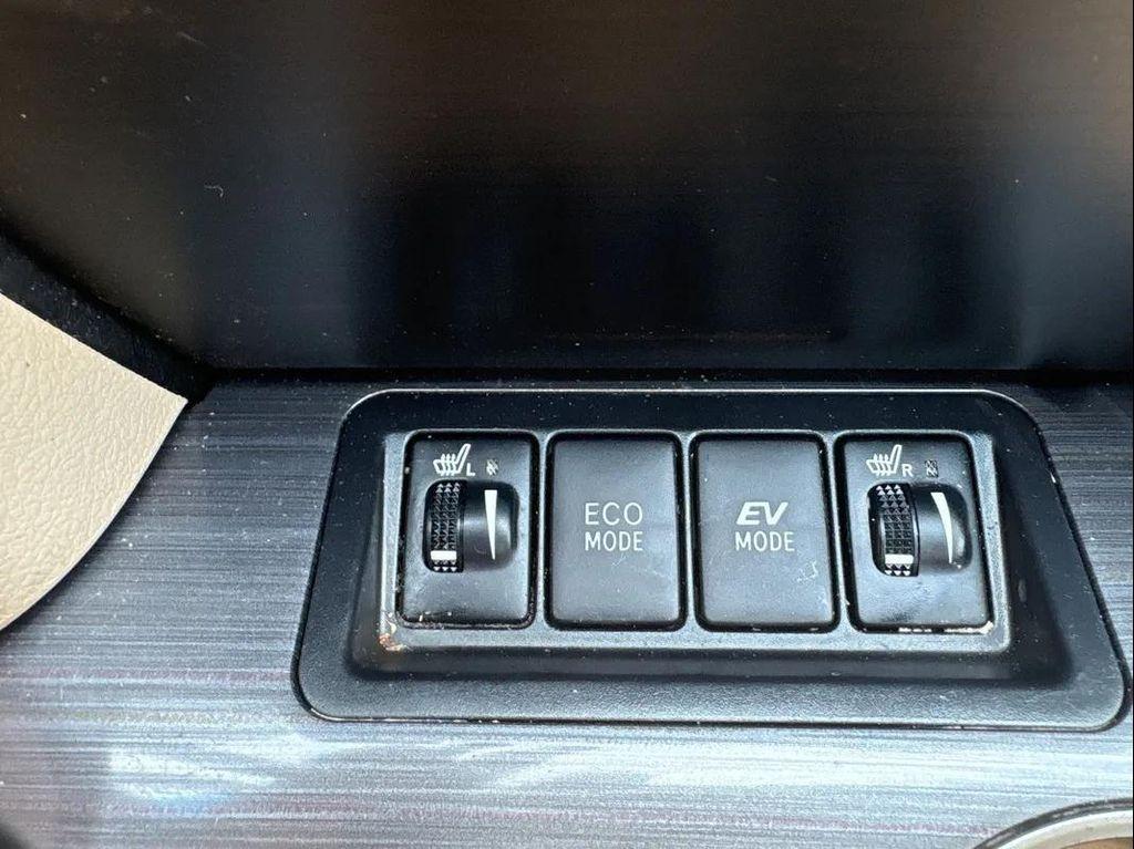 used 2013 Toyota Camry Hybrid car, priced at $10,995