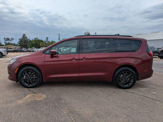 used 2020 Chrysler Pacifica car, priced at $10,999
