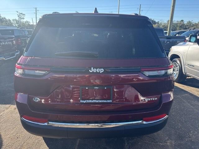 new 2025 Jeep Grand Cherokee car, priced at $38,959