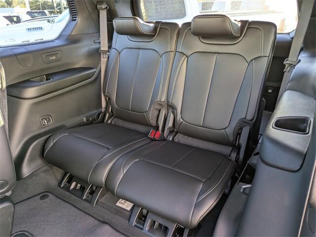 new 2025 Jeep Grand Cherokee L car, priced at $43,052