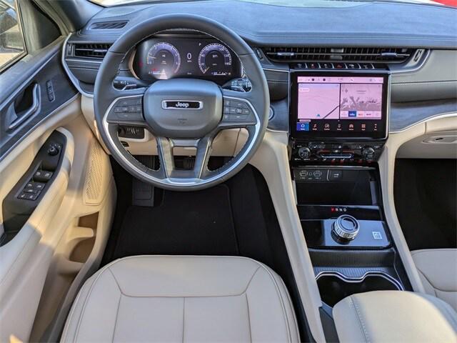 new 2025 Jeep Grand Cherokee car, priced at $38,424