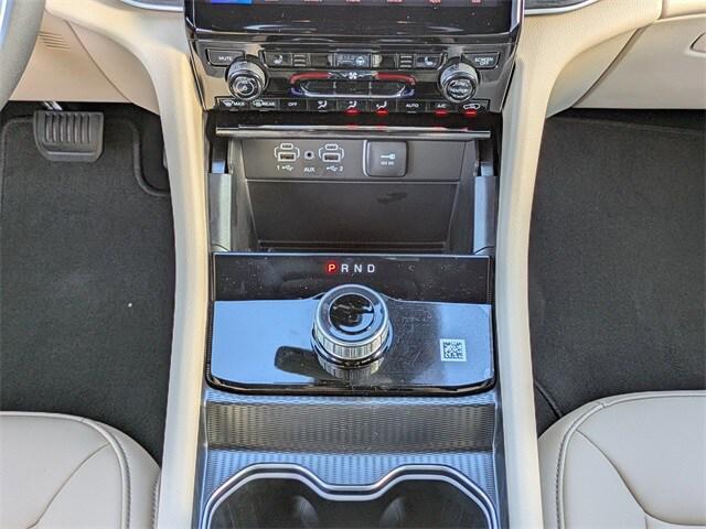 new 2025 Jeep Grand Cherokee car, priced at $38,424
