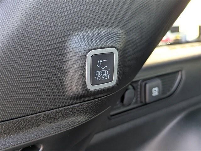 new 2025 Jeep Grand Cherokee car, priced at $38,424