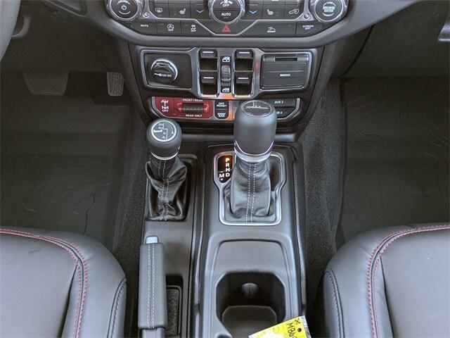 new 2025 Jeep Gladiator car, priced at $51,528