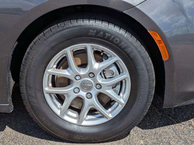 used 2020 Chrysler Pacifica car, priced at $14,499