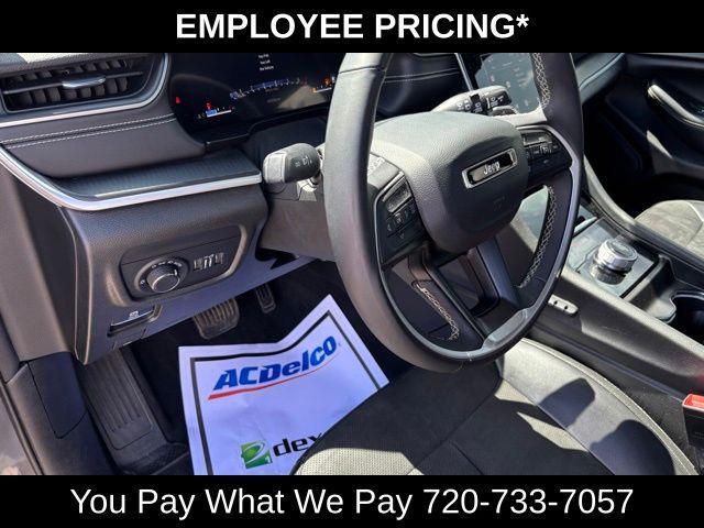 used 2023 Jeep Grand Cherokee car, priced at $31,081