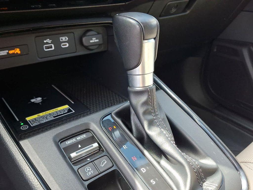 used 2024 Honda CR-V car, priced at $35,900