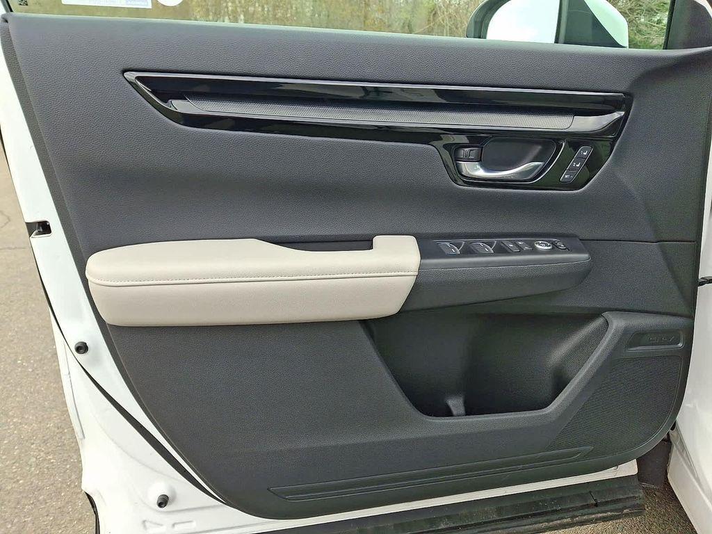 used 2026 Honda CR-V car, priced at $38,600