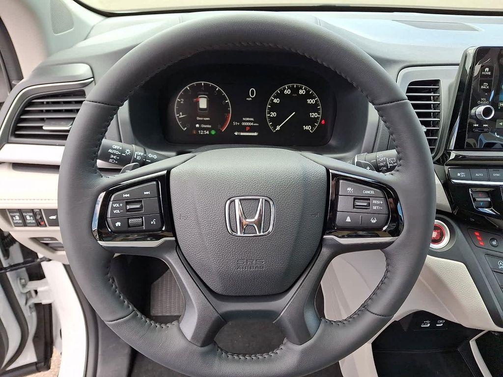 new 2026 Honda Odyssey car, priced at $44,745