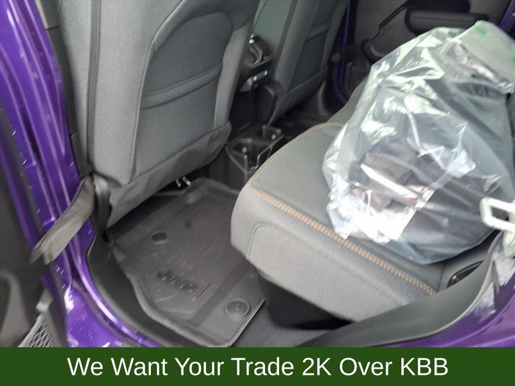 new 2026 Jeep Gladiator car, priced at $49,232