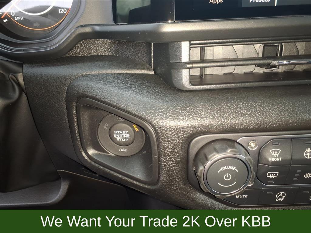 new 2026 Jeep Gladiator car, priced at $49,232