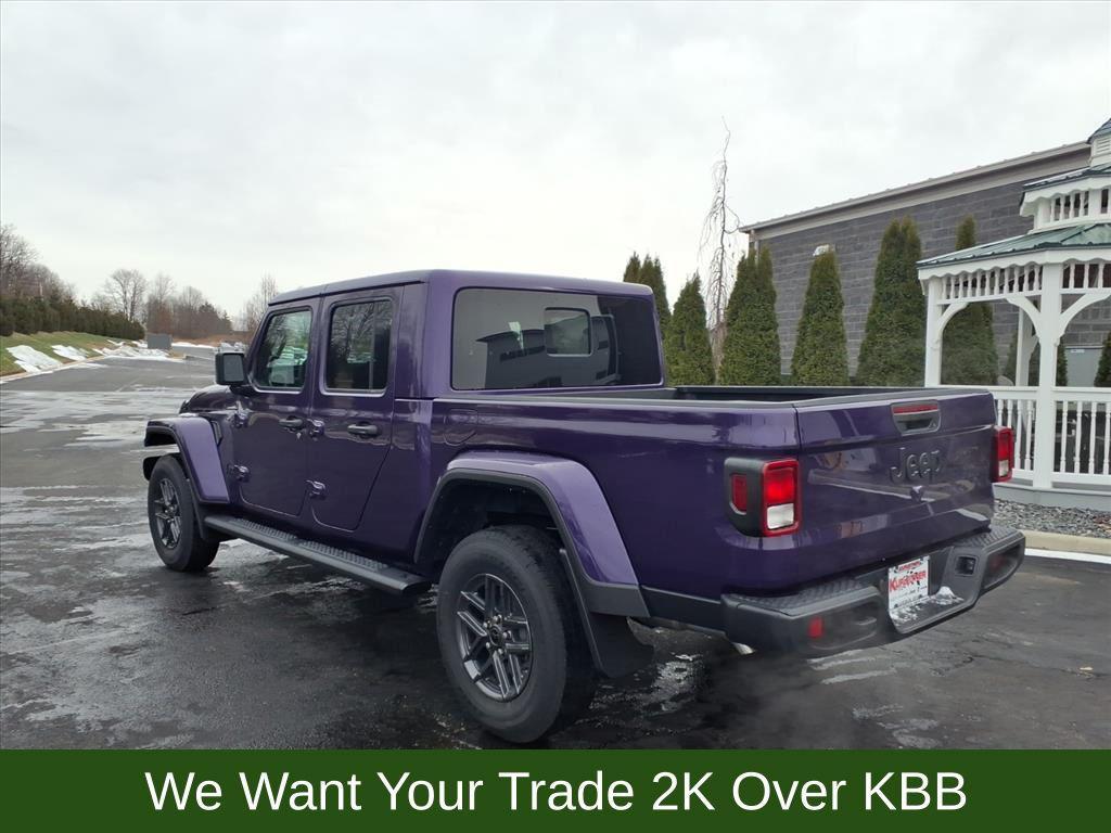 new 2026 Jeep Gladiator car, priced at $49,232