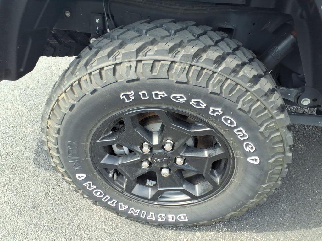 used 2022 Jeep Gladiator car, priced at $32,909