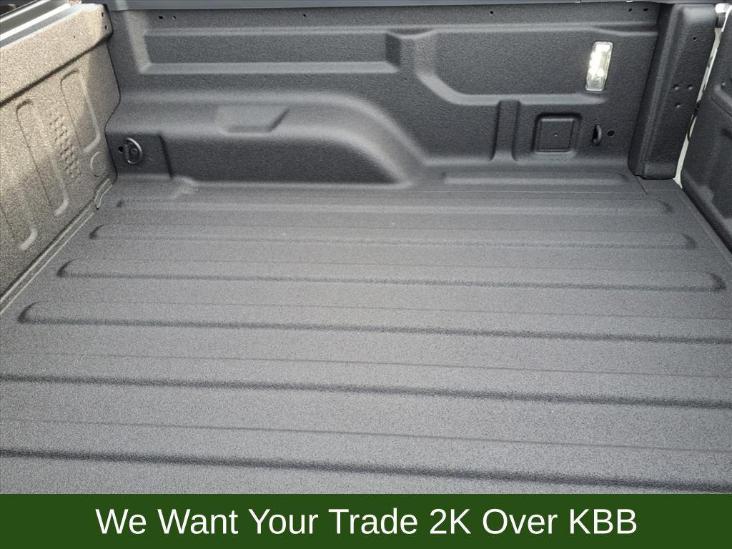 new 2026 Jeep Gladiator car, priced at $47,225