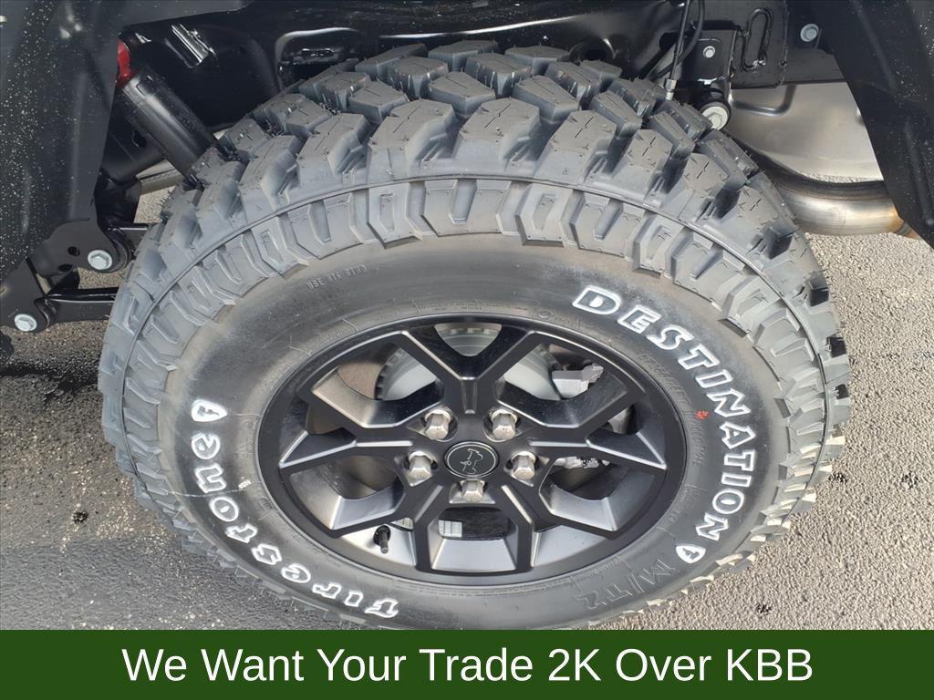 new 2026 Jeep Gladiator car, priced at $47,225