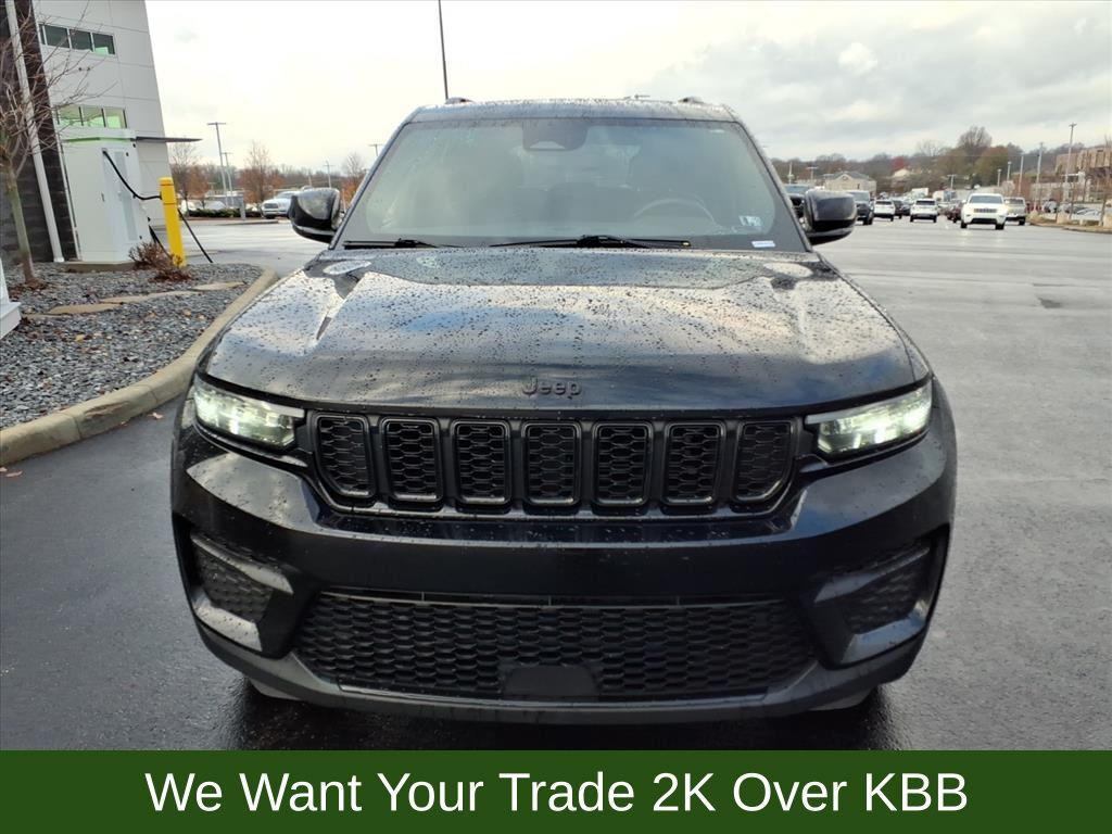 used 2023 Jeep Grand Cherokee car, priced at $22,845