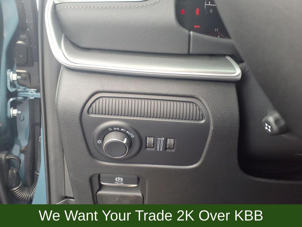 new 2026 Jeep Grand Wagoneer car, priced at $76,737