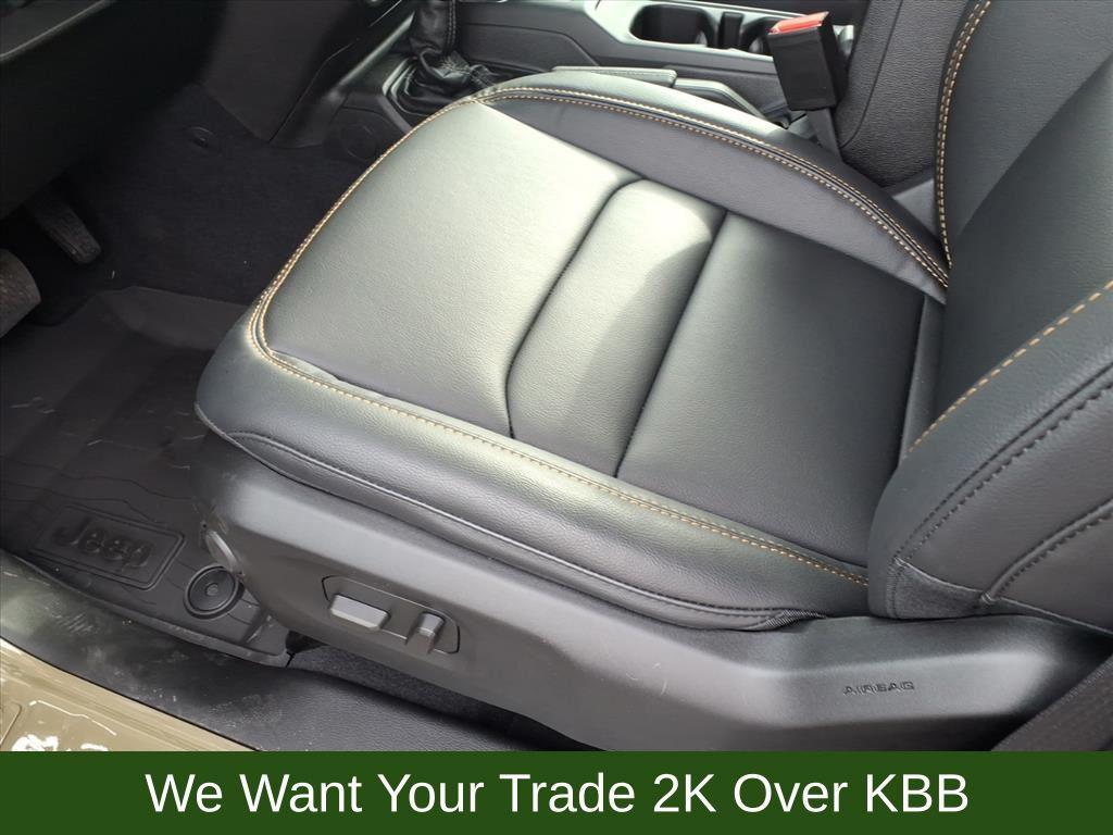 new 2026 Jeep Wrangler car, priced at $51,318