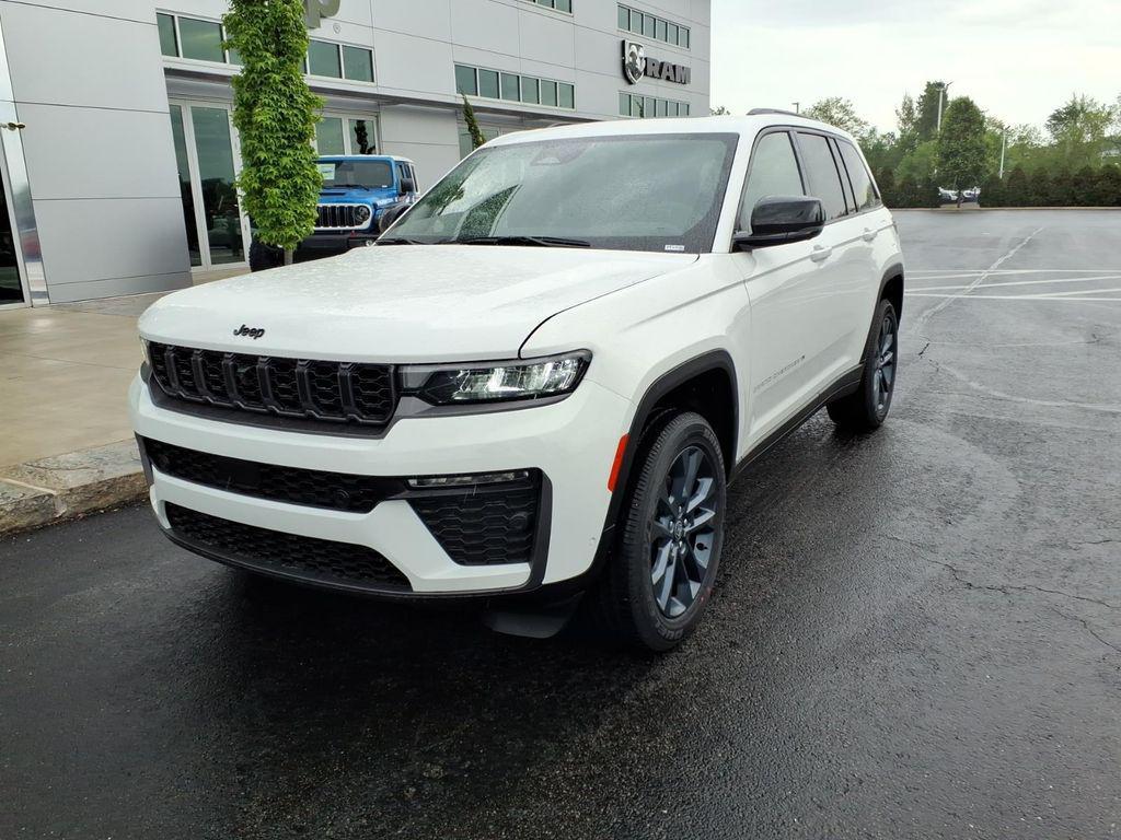 new 2026 Jeep Grand Cherokee car, priced at $49,379
