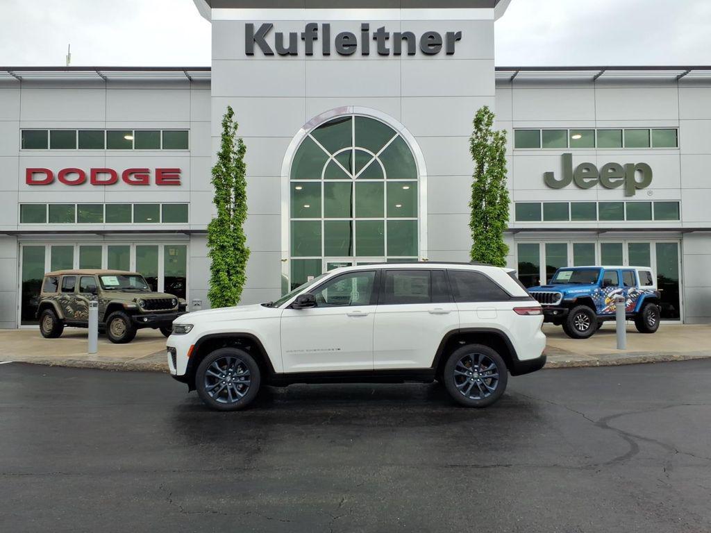 new 2026 Jeep Grand Cherokee car, priced at $49,379